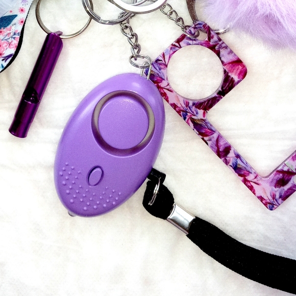 Self Defense Keychain - Picture 4 of 4